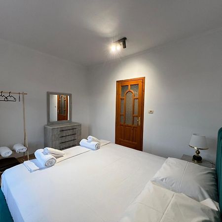 Sajmir Suites Përmet Exterior foto